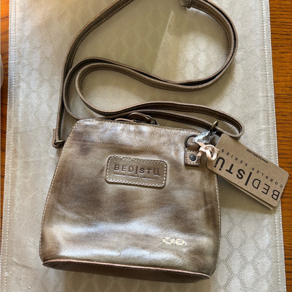 Tan Leather Crossbody Bag - Picture 4 of 4